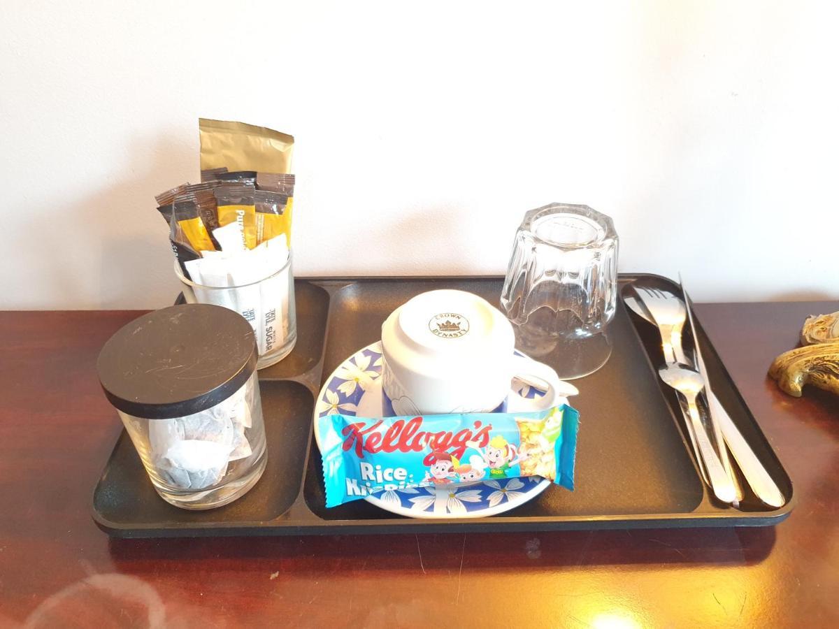 Beautiful Guest Rooms, Free Parking, 30Min Heathrow, 40Min Wembley, 60Min Central London Гринфорд Экстерьер фото
