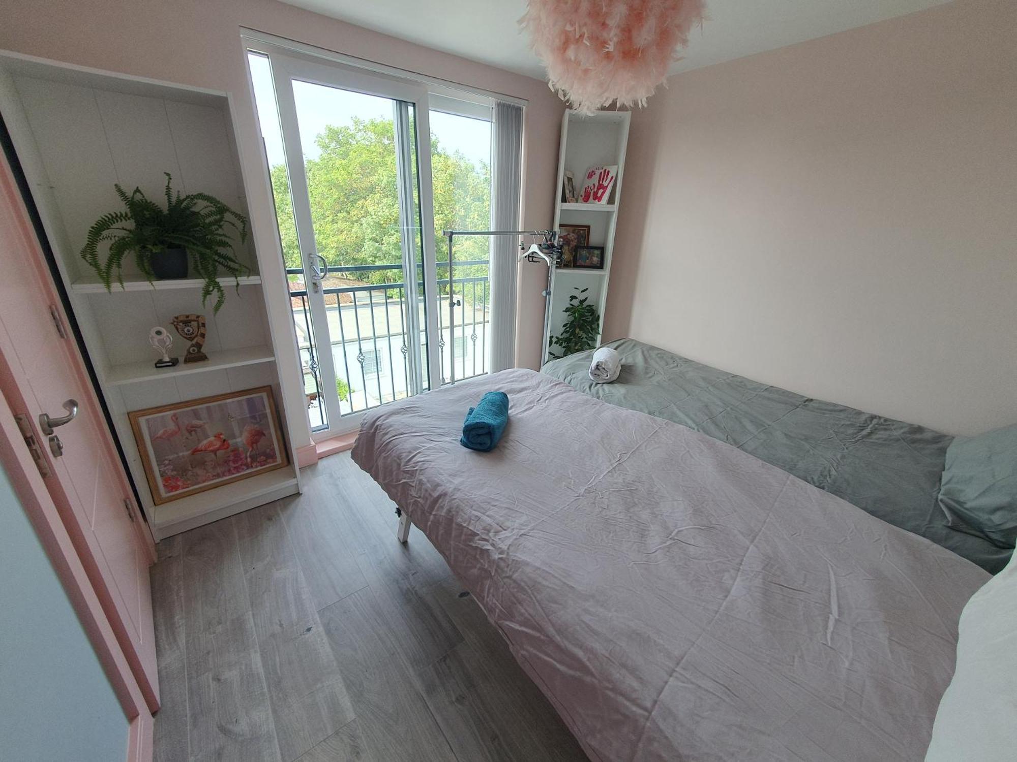 Beautiful Guest Rooms, Free Parking, 30Min Heathrow, 40Min Wembley, 60Min Central London Гринфорд Экстерьер фото